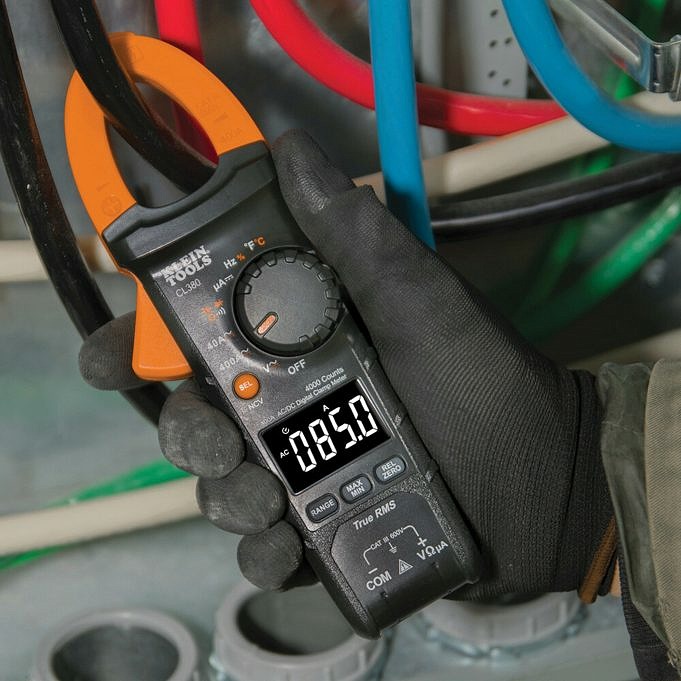Klein Tools AC/DC Digital Clamp Meter 400A Auto-Ranging CL380